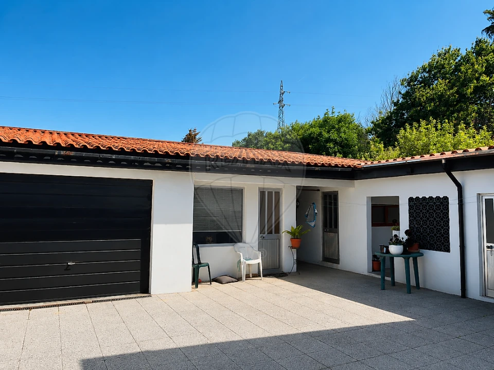 Moradia T3 para Venda em Esmoriz Foto 16