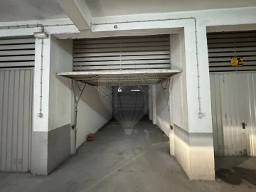 Garagem para Venda em Setubal (São Sebastião)