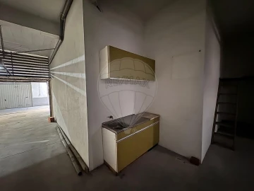 Garagem para Venda em Setubal (São Sebastião)