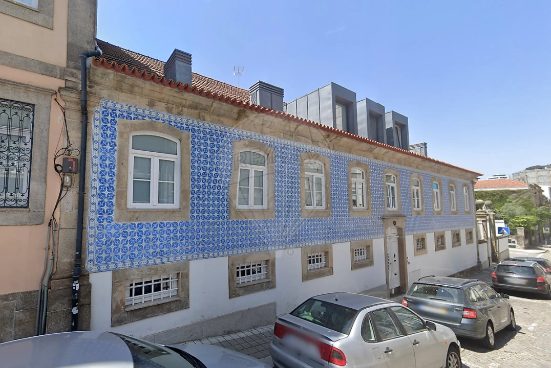 Apartamento T1 para Venda em Lordelo do Ouro e Massarelos Foto 1