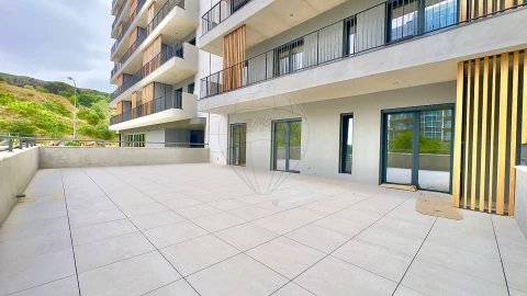 Apartamento T3 para Venda em Algés, Linda-A-Velha e Cruz Quebrada-Dafundo