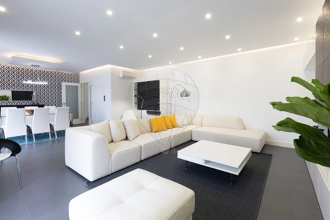 Apartamento T3 para Arrendamento em Parque das Nações Foto 22