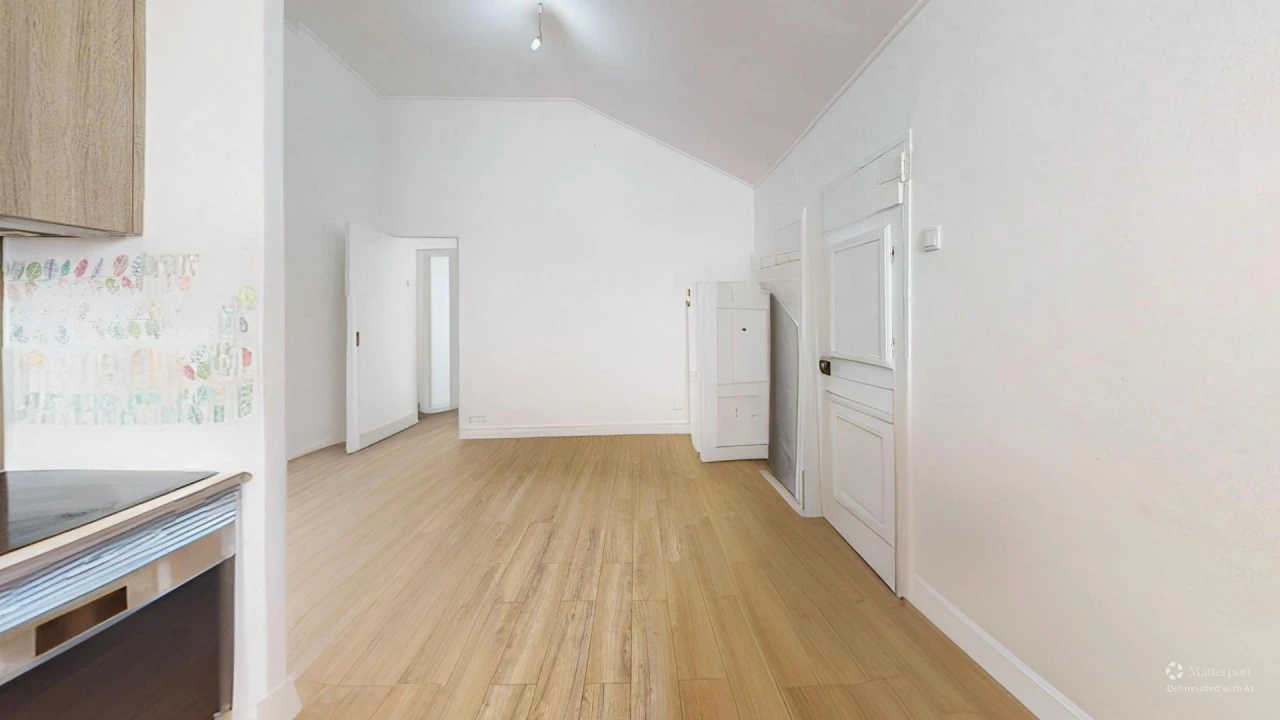 Moradia T2 para Venda em Odiaxere Foto 3