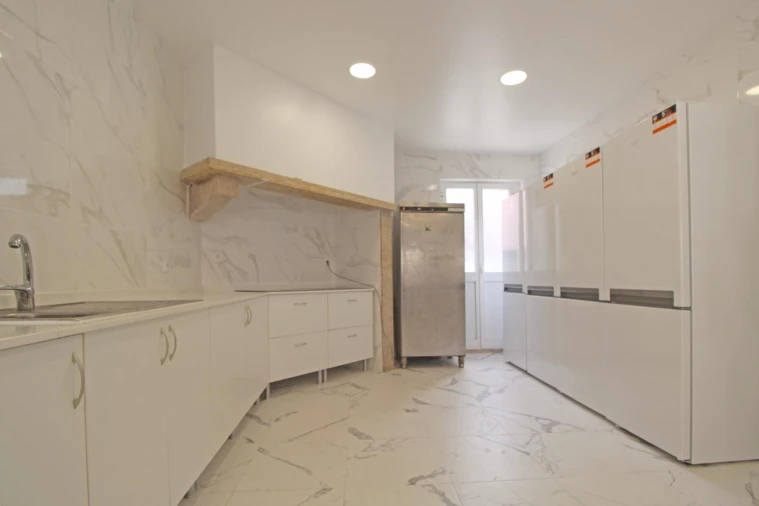 Apartamento T45 para Venda em Areeiro Foto 21