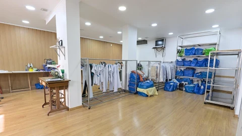 Negócio para Venda em Encosta do Sol