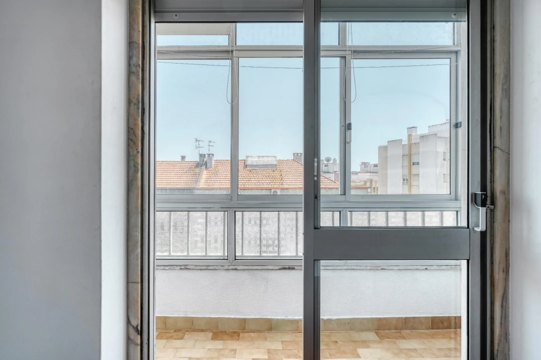 Apartamento T3 para Venda em Falagueira-Venda Nova Foto 2