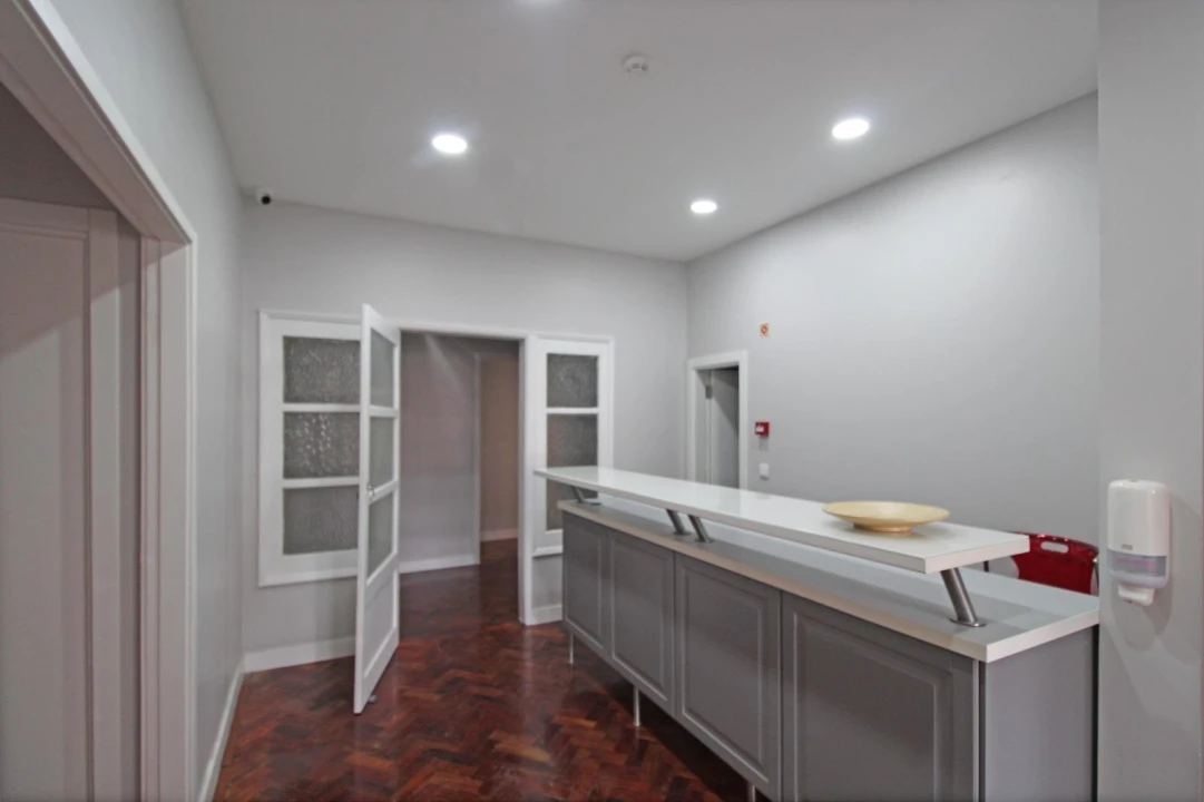 Apartamento T45 para Venda em Areeiro Foto 19