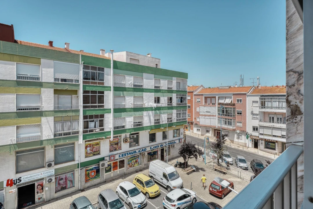 Apartamento T3 para Venda em Falagueira-Venda Nova Foto 23