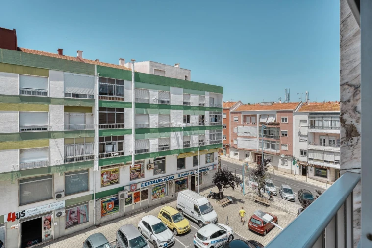 Apartamento T3 para Venda em Falagueira-Venda Nova Foto 23