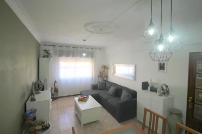 Apartamento T2 para Venda em Agualva e Mira-Sintra