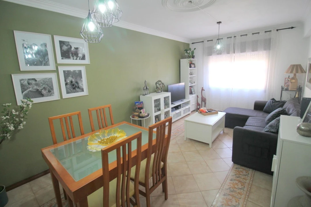 Apartamento T2 para Venda em Agualva e Mira-Sintra Foto 1