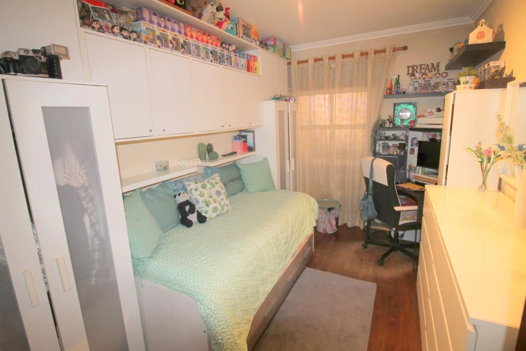 Apartamento T2 para Venda em Agualva e Mira-Sintra Foto 11
