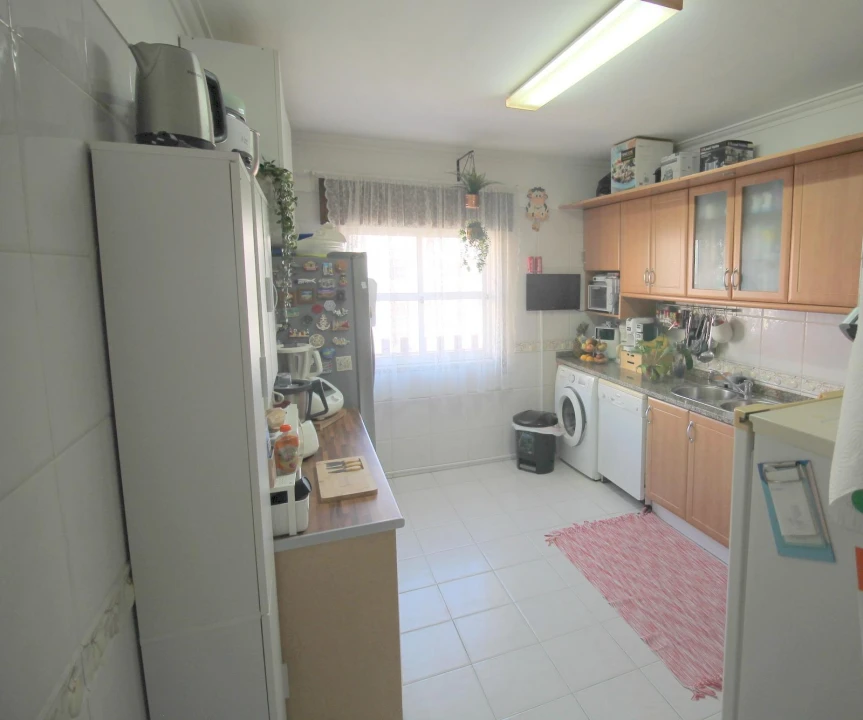 Apartamento T2 para Venda em Agualva e Mira-Sintra Foto 6
