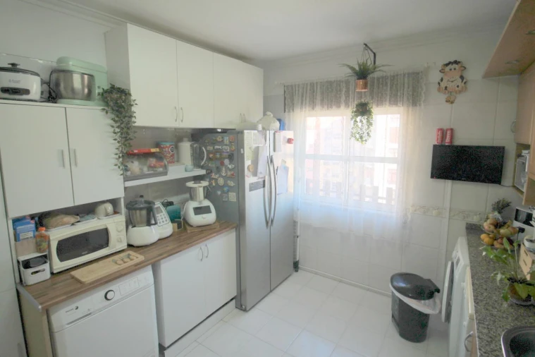 Apartamento T2 para Venda em Agualva e Mira-Sintra Foto 4