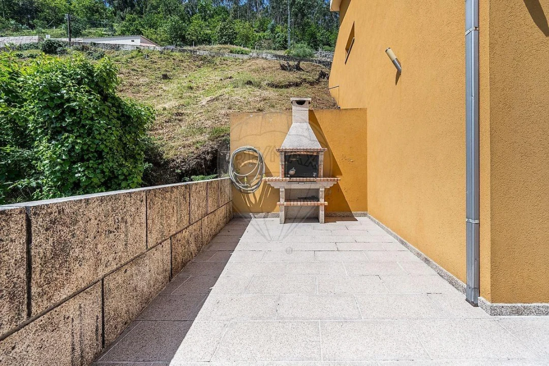 Moradia T3 para Venda em Rio Caldo Foto 23