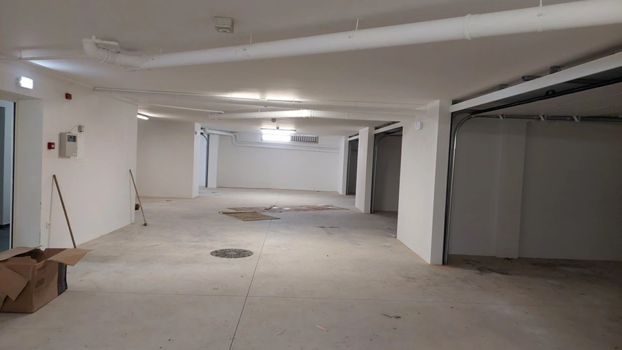 Apartamento T3 para Venda em Parceiros e Azoia Foto 20