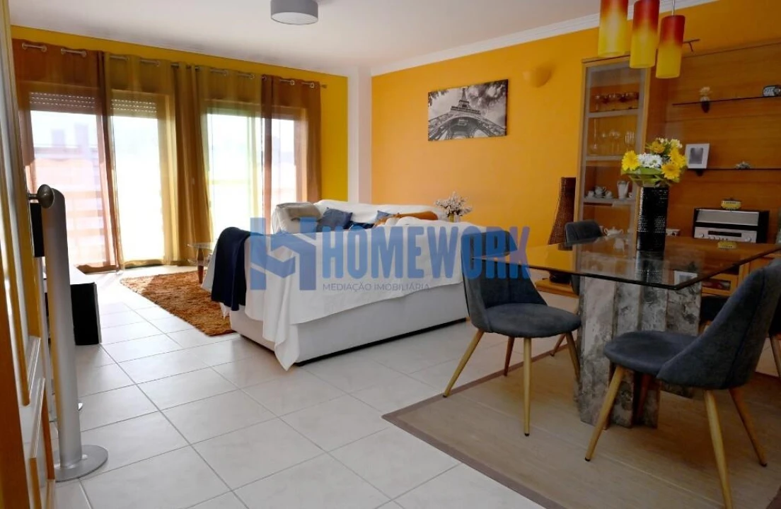 Apartamento T3 para Venda em Barreiro e Lavradio Foto 2