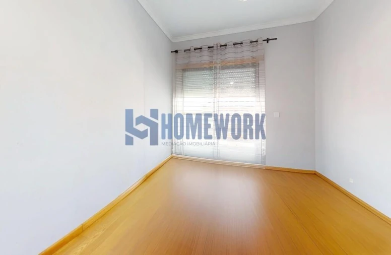 Apartamento T3 para Venda em Barreiro e Lavradio Foto 38