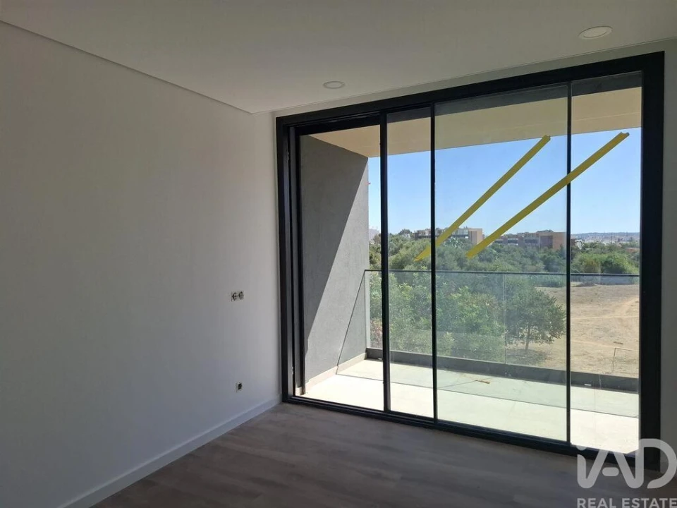 Apartamento T2 para Venda em Portimão Foto 18