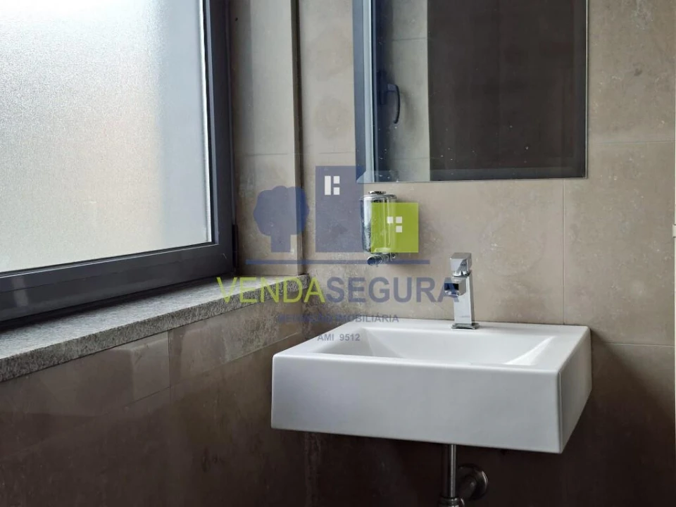 Escritório para Venda em Santo Antonio dos Olivais Foto 15