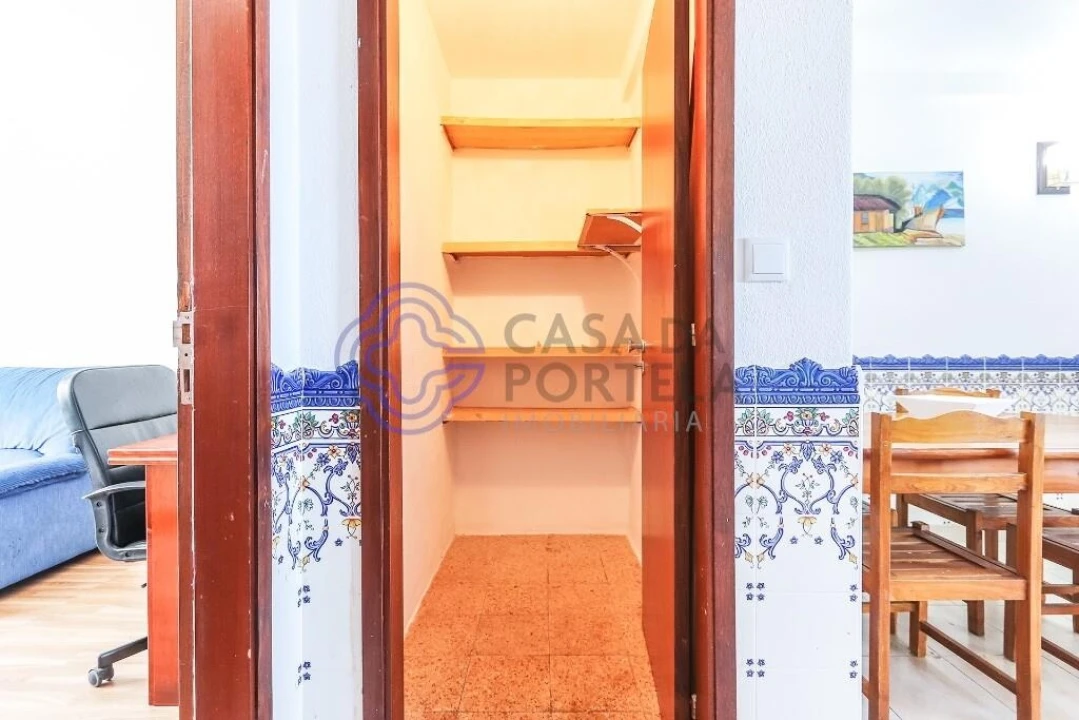 Apartamento T2 para Venda em Santo António dos Cavaleiros e Frielas Foto 17