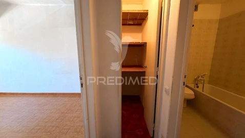 Apartamento T3 para Venda em Alvalade