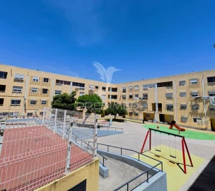 Apartamento T3 para Venda em Alvalade