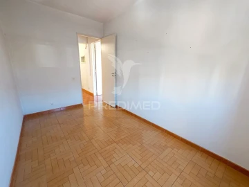 Apartamento T3 para Venda em Alvalade