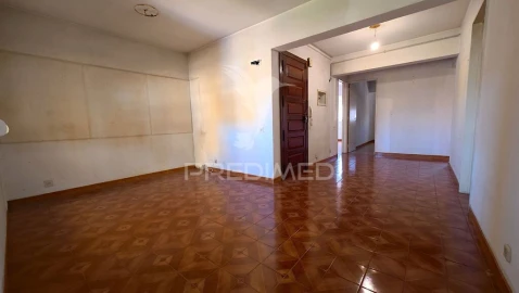 Apartamento T3 para Venda em Alvalade