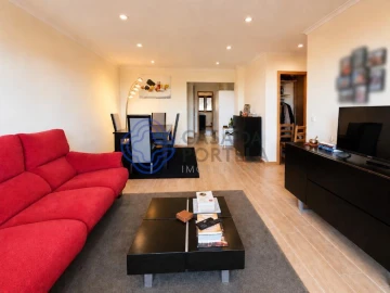 Apartamento T2 para Venda em Mafamude e Vilar do Paraíso