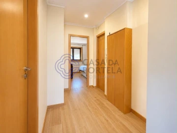 Apartamento T2 para Venda em Mafamude e Vilar do Paraíso