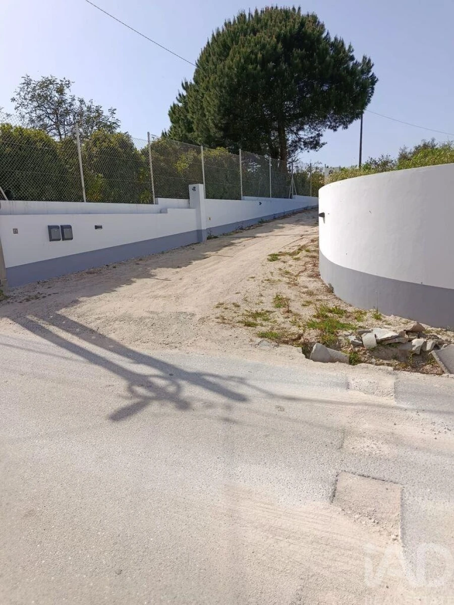 Terreno para Venda em Cela Foto 5