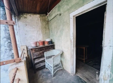 Moradia T2 para Venda em Unhais da Serra