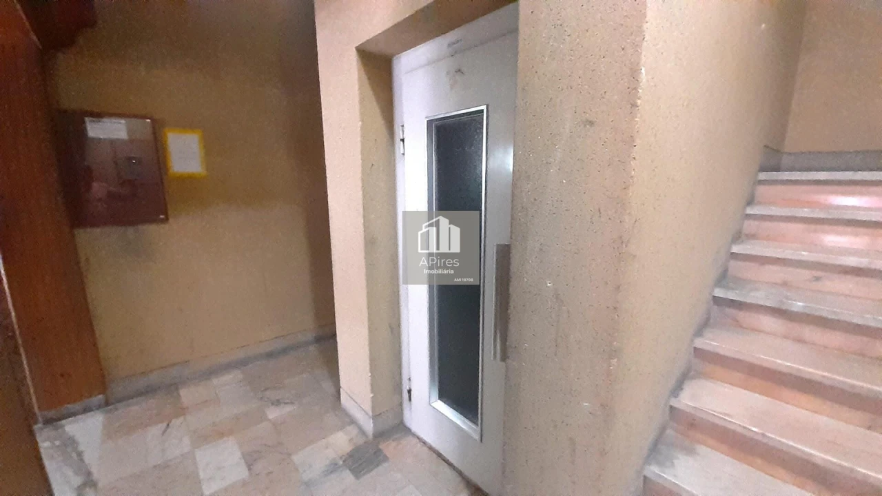 Apartamento T1 para Venda em Venteira Foto 21