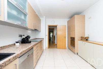 Apartamento T3 para Venda em São Domingos de Rana