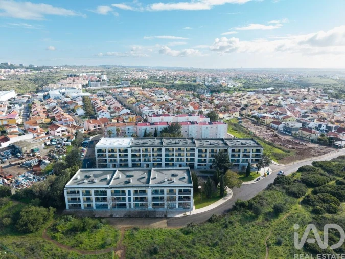 Apartamento T3 para Venda em São Domingos de Rana Foto 20
