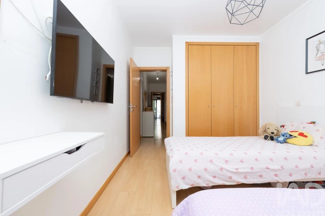 Apartamento T3 para Venda em São Domingos de Rana Foto 15