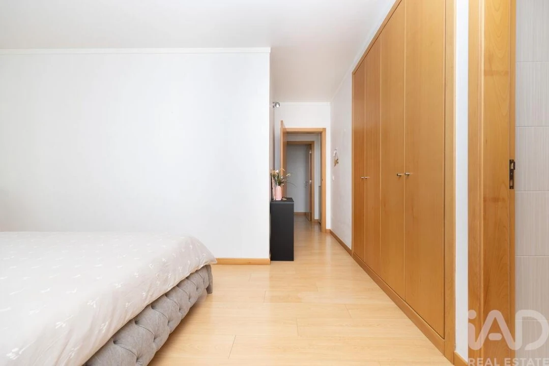 Apartamento T3 para Venda em São Domingos de Rana Foto 12