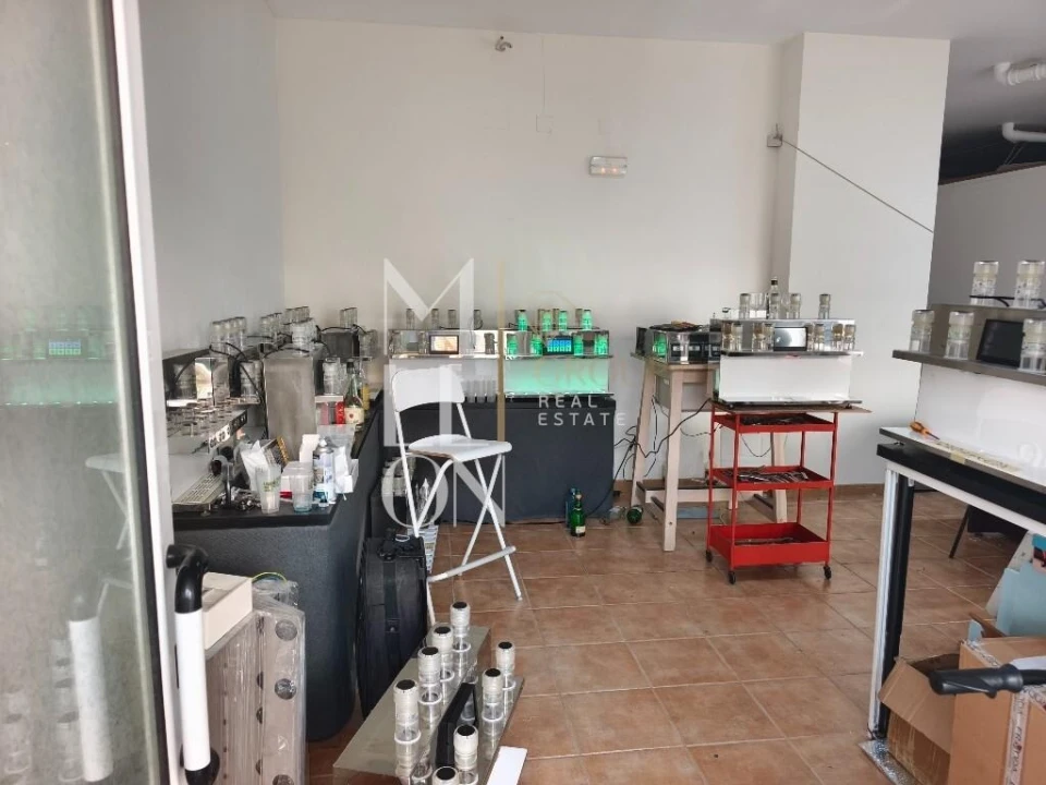 Loja para Trespasse em Armação de Pera Foto 5