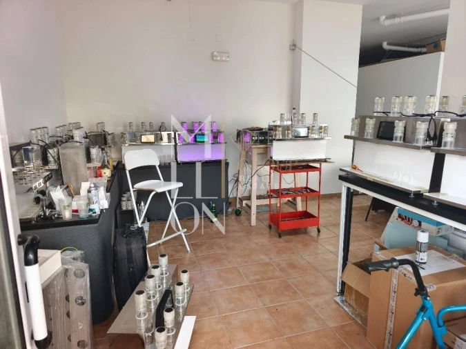 Loja para Trespasse em Armação de Pera Foto 4