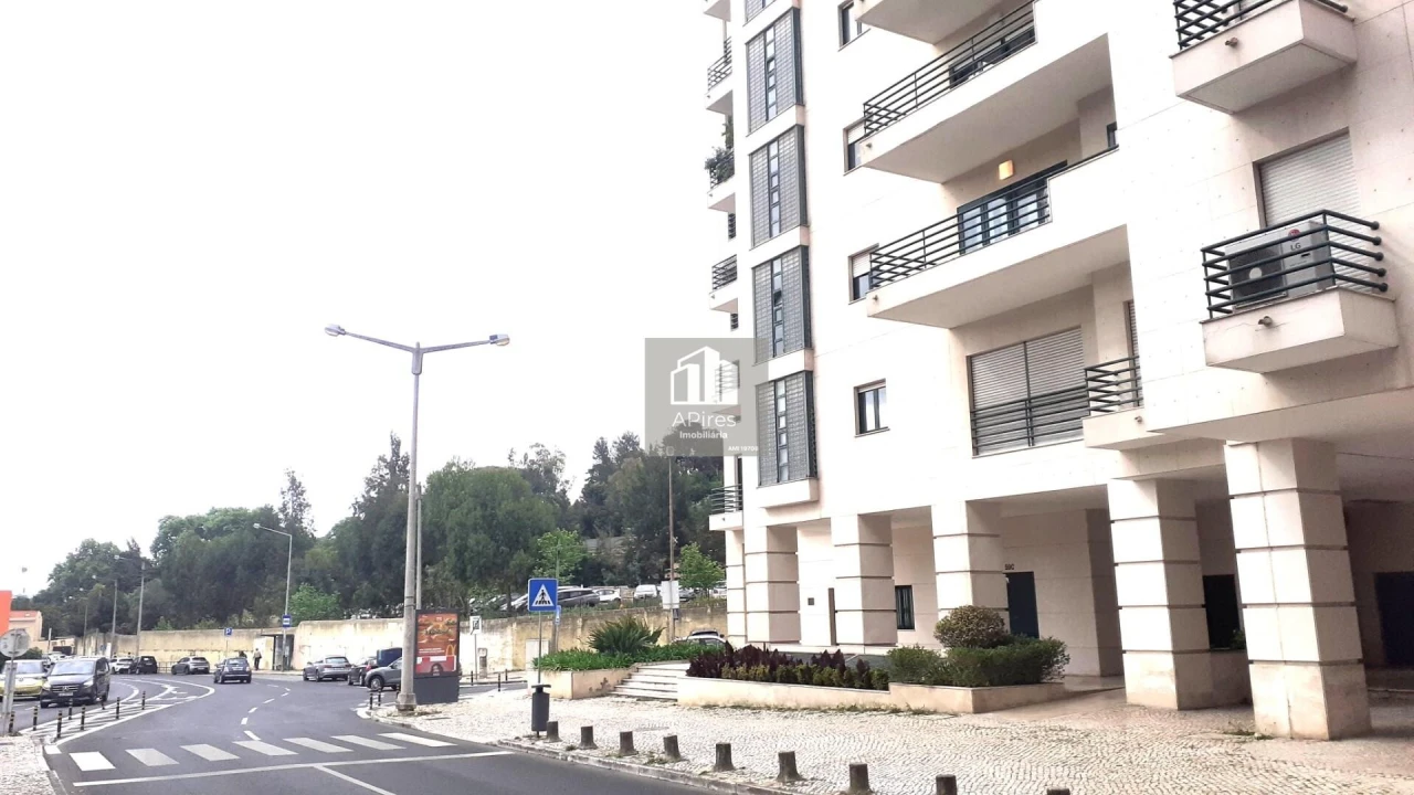 Apartamento T3 para Venda em São Domingos de Benfica Foto 29