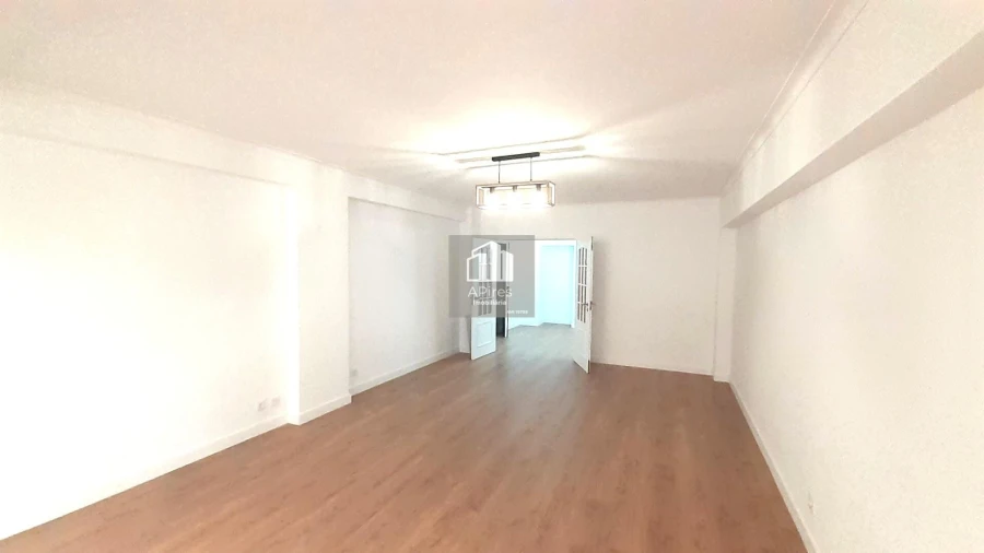 Apartamento T3 para Venda em São Domingos de Benfica Foto 7