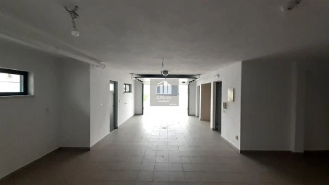 Moradia T5 para Venda em Almada, Cova da Piedade, Pragal e Cacilhas