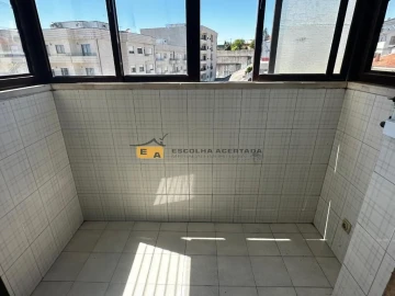 Apartamento T3 para Venda em Fânzeres e São Pedro da Cova