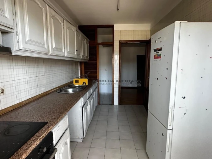 Apartamento T3 para Venda em Fânzeres e São Pedro da Cova Foto 6