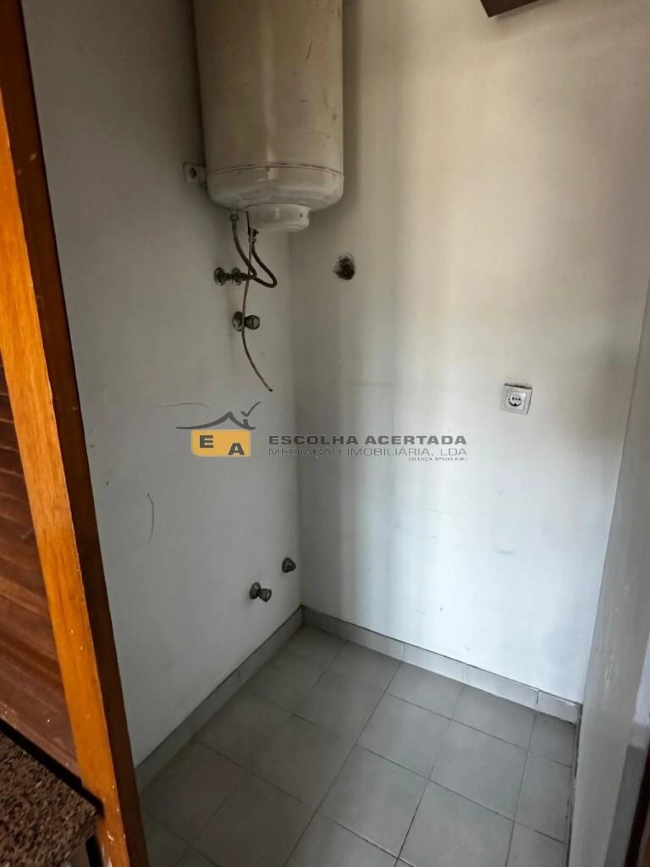 Apartamento T3 para Venda em Fânzeres e São Pedro da Cova Foto 8