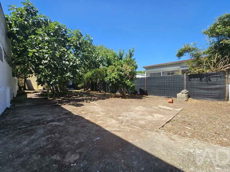 Apartamento T2 para Venda em Loures Foto 5