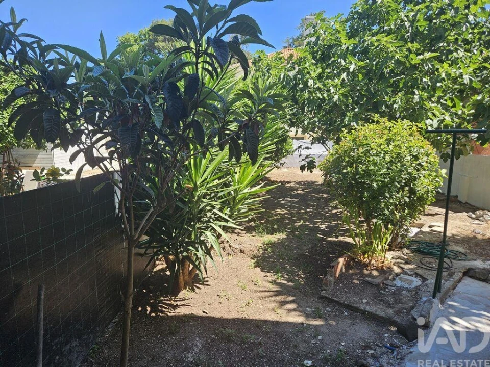Apartamento T2 para Venda em Loures Foto 7