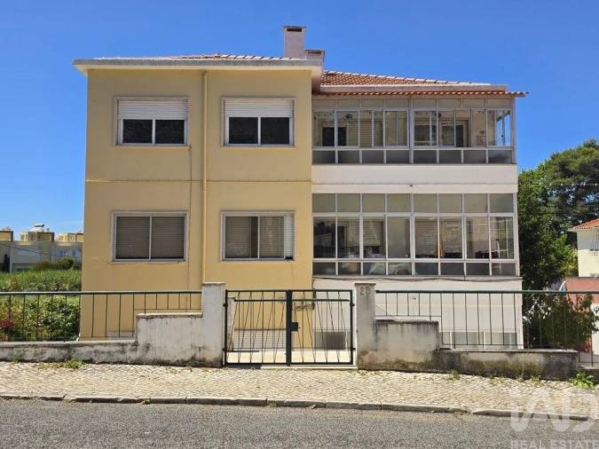 Apartamento T2 para Venda em Loures Foto 2