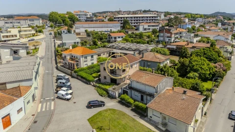 Moradia T4 para Venda em Bougado (São Martinho e Santiago)